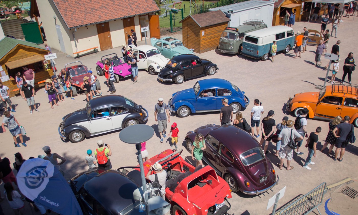La place du village — Cox Show